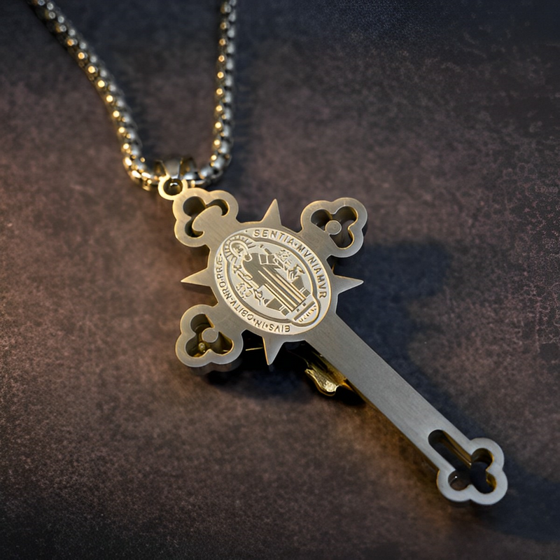 Colar Cruz de São Bento Suprema - Compre 1, leve 2 [Compre 1 Colar e Receba o 2º Totalmente Grátis]